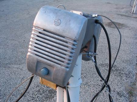 Miracle Twin Drive-In Theatre - Speakers